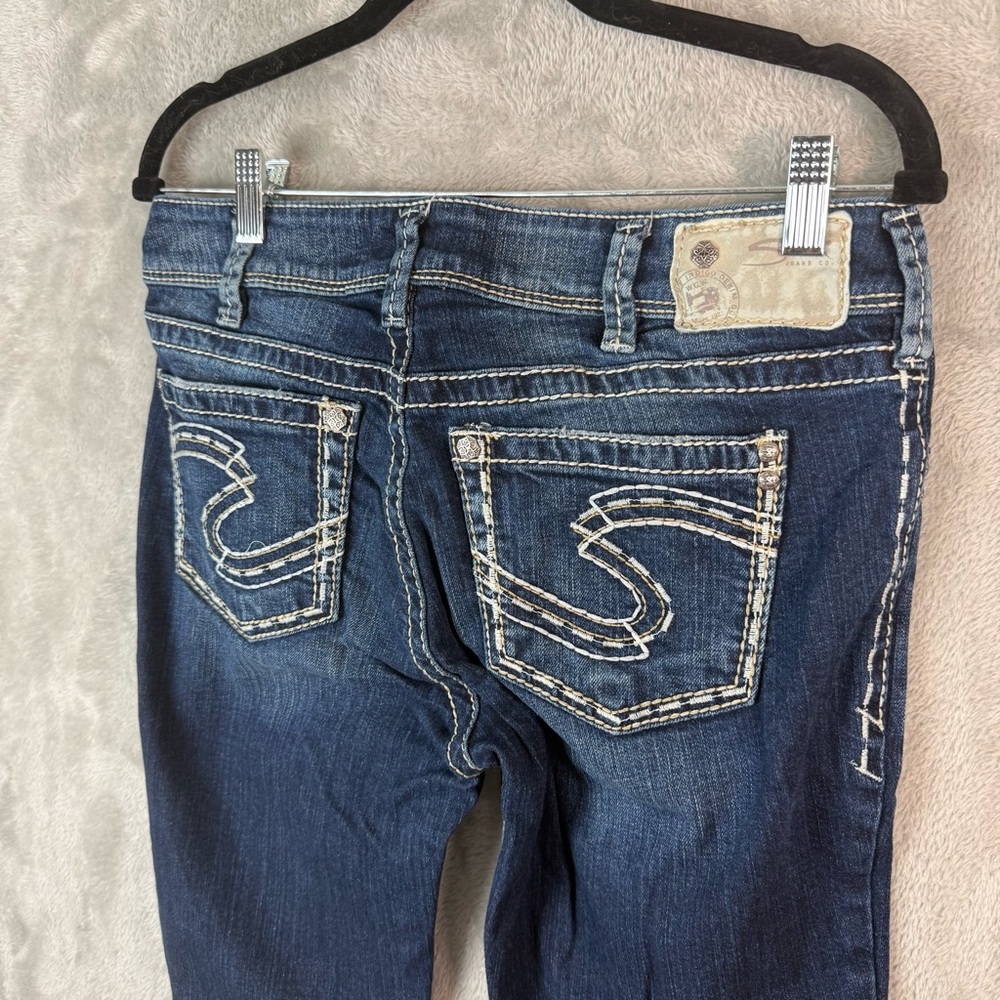 Silver Suki Bootcut Dark Wash Embroidered Jeans Women’s 30 - Picture 3 of 12